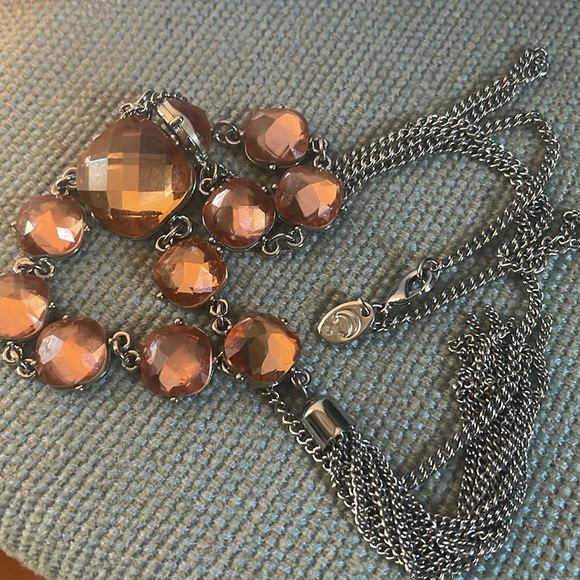 Peach / ballerina pink rhinestone necklace - Picture 4 of 4